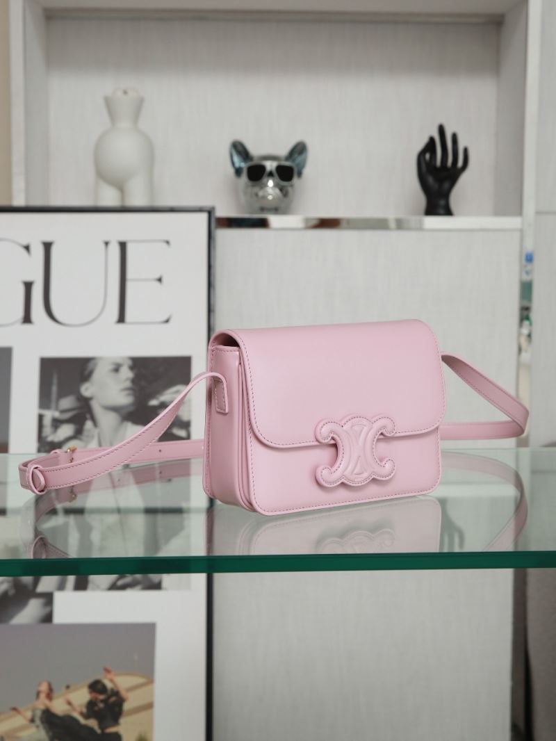 Ce1i*e triomphe bags